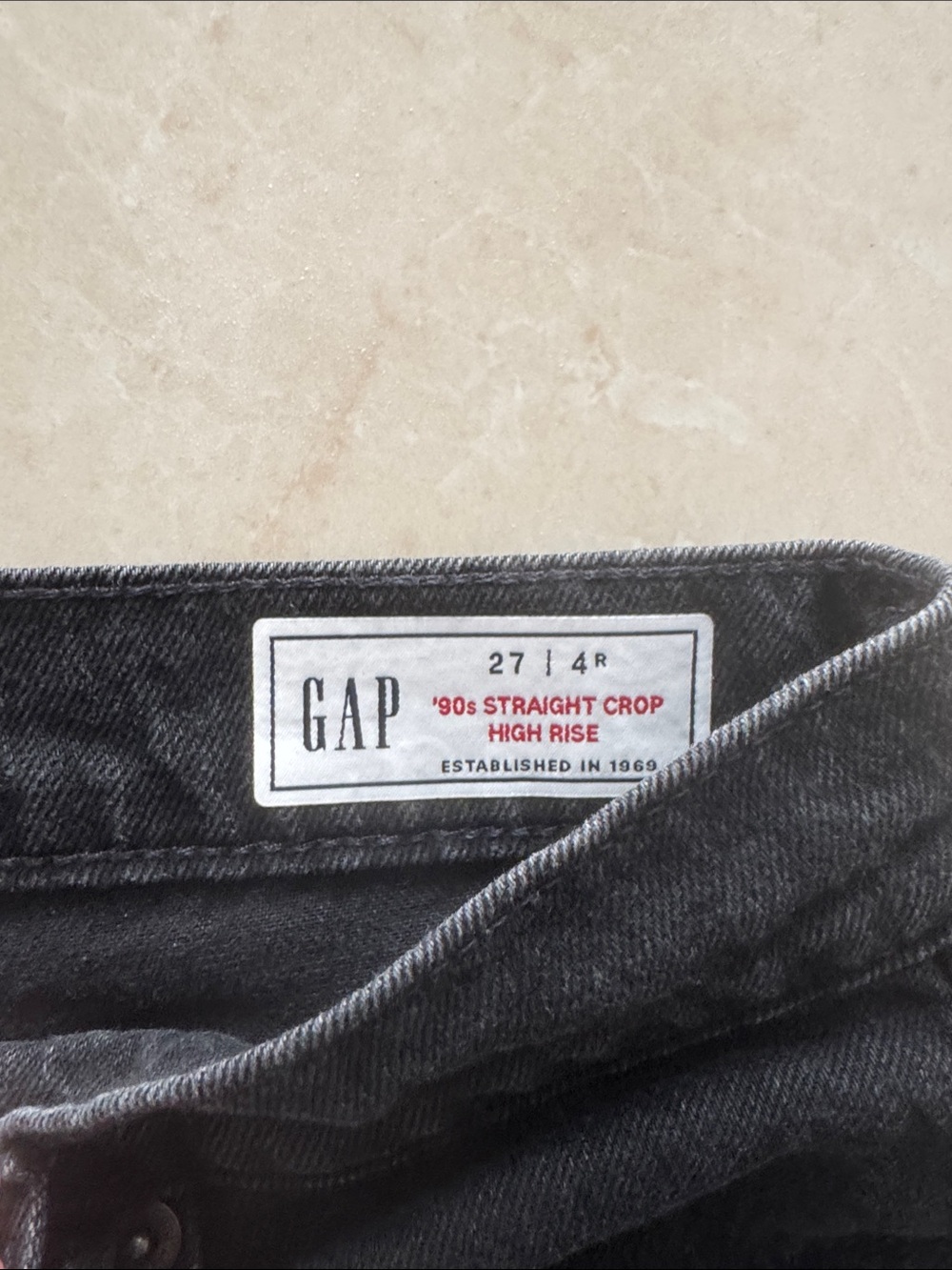 Gap 90s Straight Crop High-Rise Straight Jeans - Picture 5 of 6